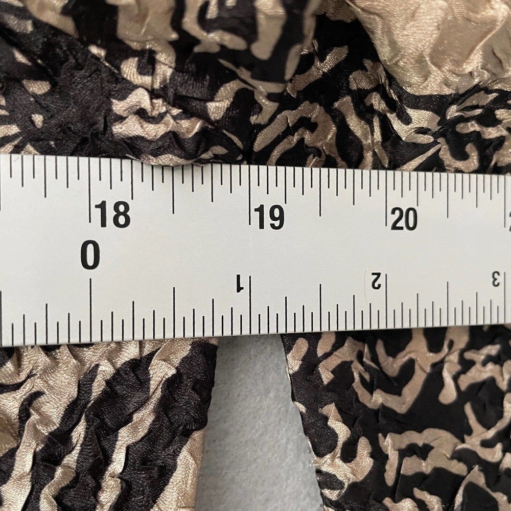 Chicos Travelers Mandarin Collar Toggle Button Top - Picture 10 of 11